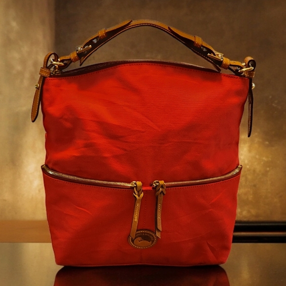 Dooney & Bourke Red Shoulder Bag Purse - Picture 2 of 9